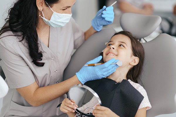 מתי וכיצד נבצע טיפולי שיניים בהרדמה מלאה