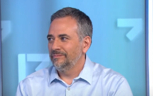 פרופ' רועי מנו